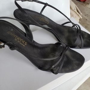 Black Heeled Shoes